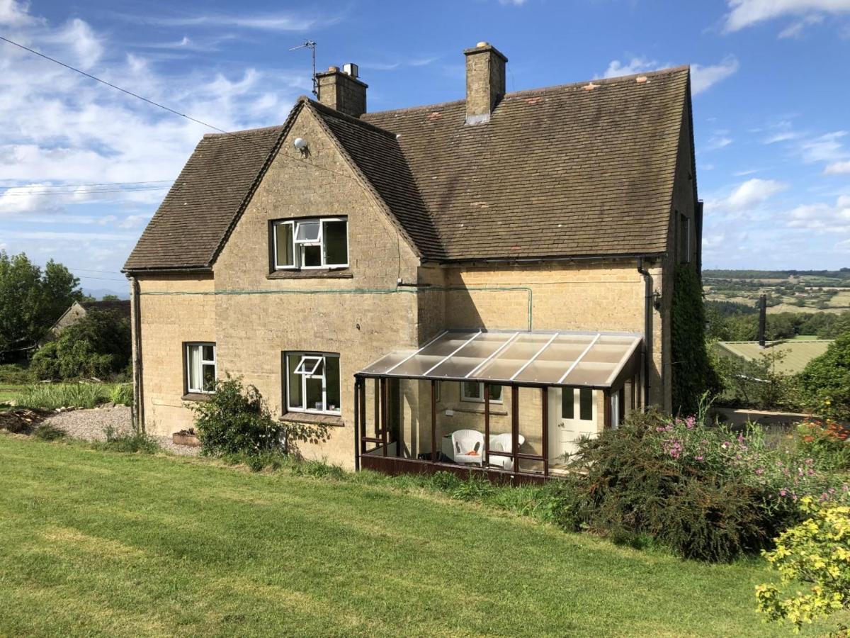 Andoversford Beautiful 3 Bedroomed Cotswolds Farmhouse מראה חיצוני תמונה